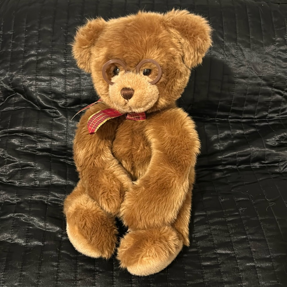 GUND PLUSH TEDDY BEAR “BOOKER” WITH GLASSES AND RED PLAID BOW TIE RETIRED ANIMAL